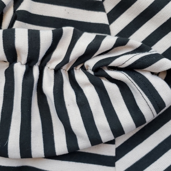 Poetry Black & Tan Striped Blazer w/Ruched Sleeves Size S - Picture 3 of 8